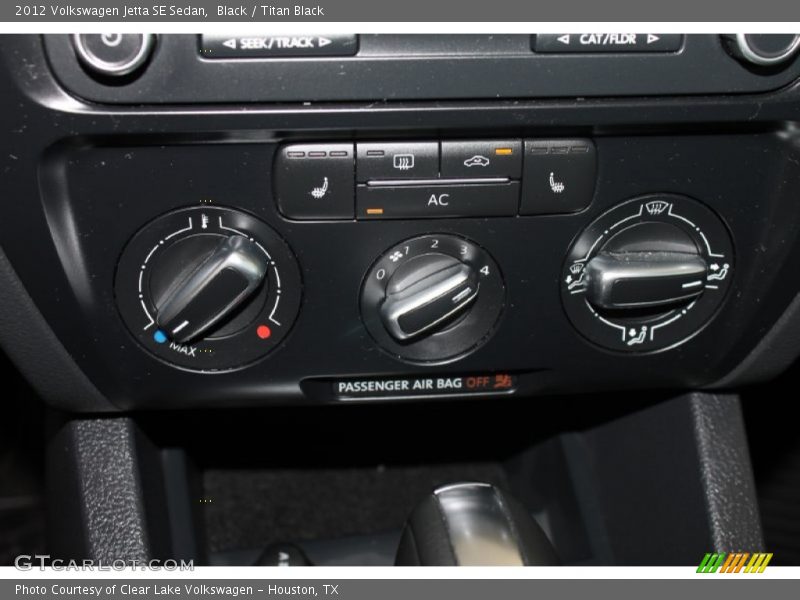 Black / Titan Black 2012 Volkswagen Jetta SE Sedan
