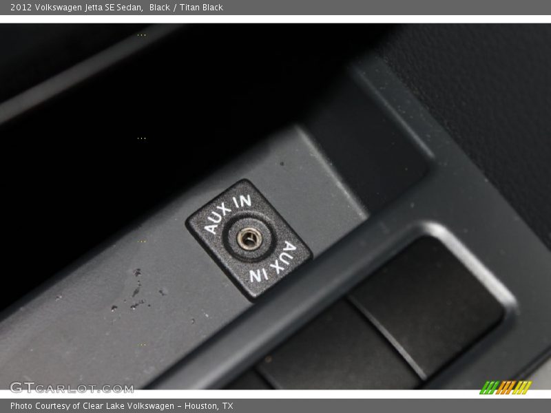 Black / Titan Black 2012 Volkswagen Jetta SE Sedan