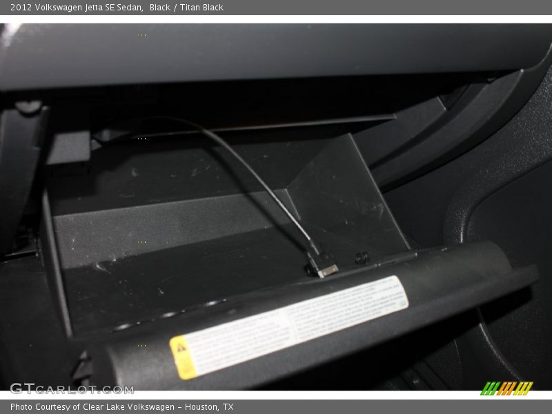 Black / Titan Black 2012 Volkswagen Jetta SE Sedan