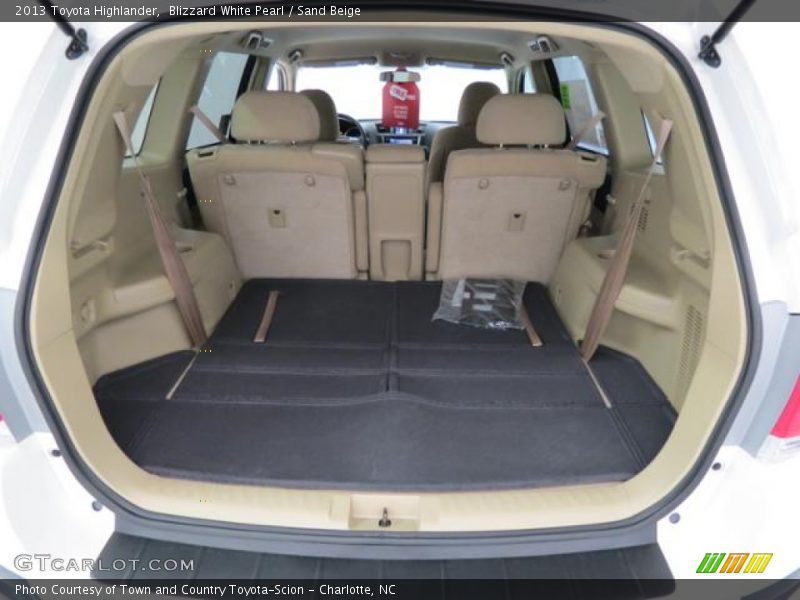 Blizzard White Pearl / Sand Beige 2013 Toyota Highlander