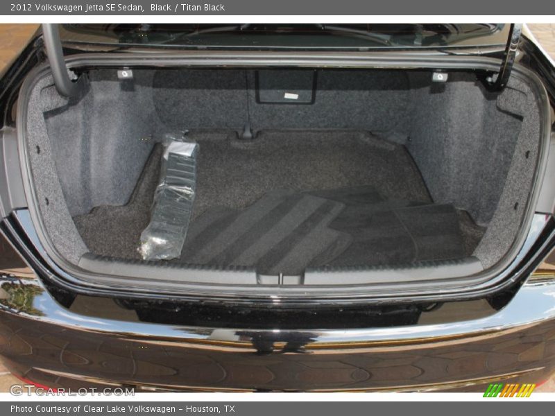 Black / Titan Black 2012 Volkswagen Jetta SE Sedan
