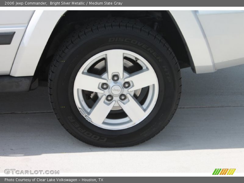 Bright Silver Metallic / Medium Slate Gray 2006 Jeep Commander