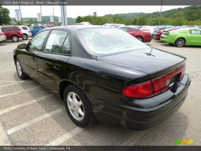Black / Medium Gray 2002 Buick Regal LS