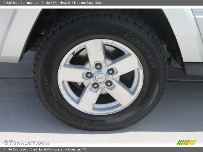 Bright Silver Metallic / Medium Slate Gray 2006 Jeep Commander