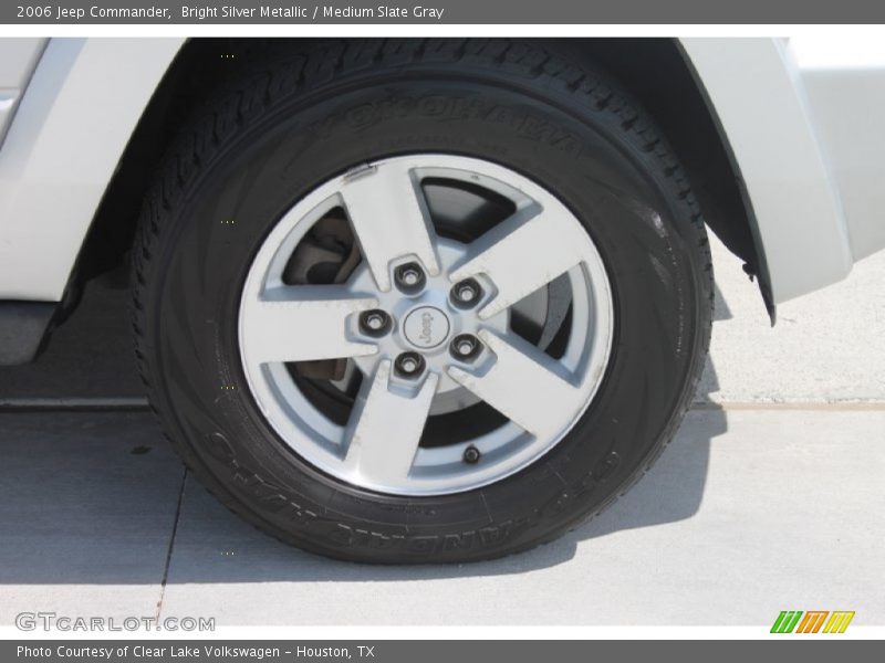 Bright Silver Metallic / Medium Slate Gray 2006 Jeep Commander
