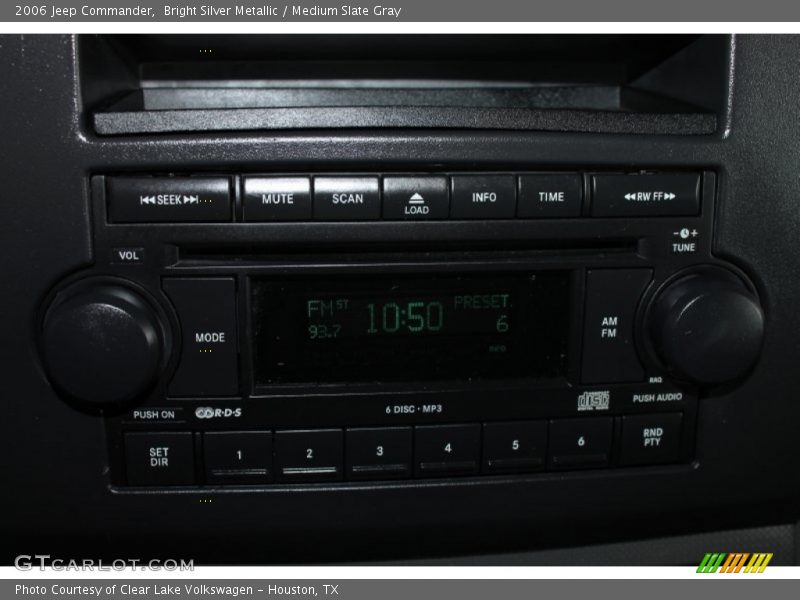 Bright Silver Metallic / Medium Slate Gray 2006 Jeep Commander