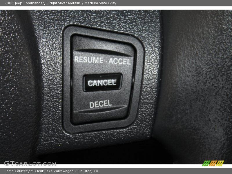 Bright Silver Metallic / Medium Slate Gray 2006 Jeep Commander