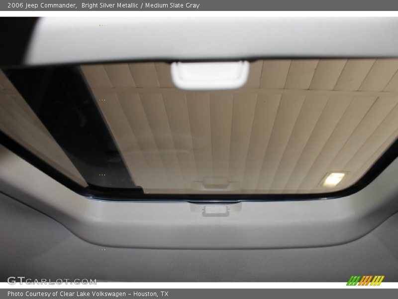 Bright Silver Metallic / Medium Slate Gray 2006 Jeep Commander