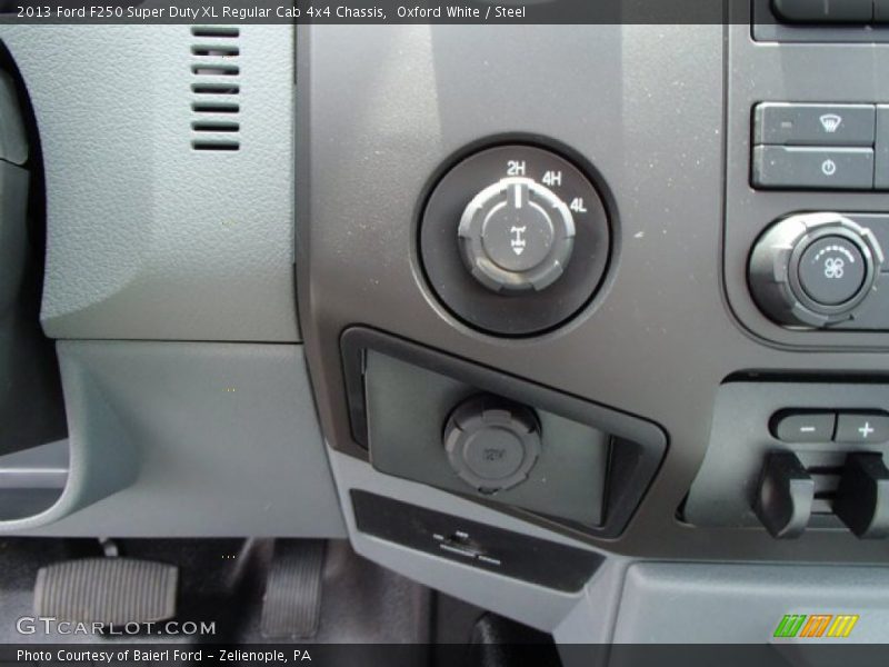 Oxford White / Steel 2013 Ford F250 Super Duty XL Regular Cab 4x4 Chassis