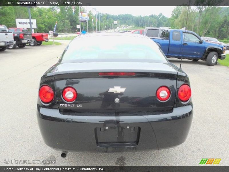 Black / Gray 2007 Chevrolet Cobalt LS Coupe