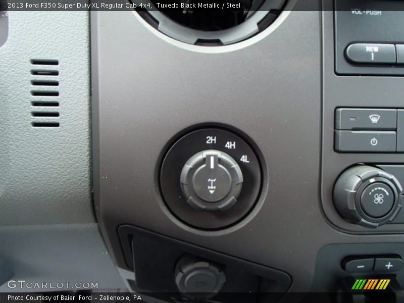 Tuxedo Black Metallic / Steel 2013 Ford F350 Super Duty XL Regular Cab 4x4