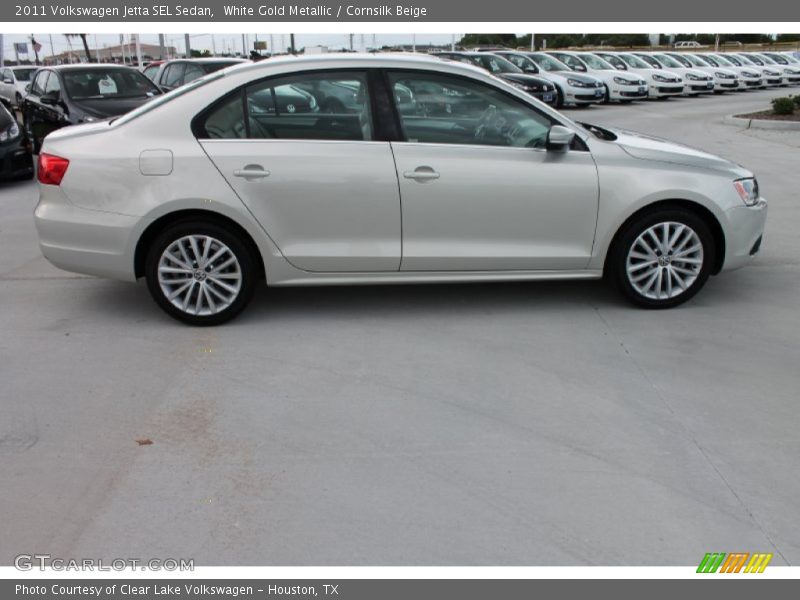 White Gold Metallic / Cornsilk Beige 2011 Volkswagen Jetta SEL Sedan