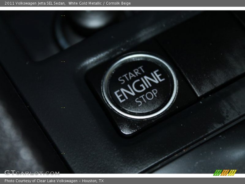 White Gold Metallic / Cornsilk Beige 2011 Volkswagen Jetta SEL Sedan