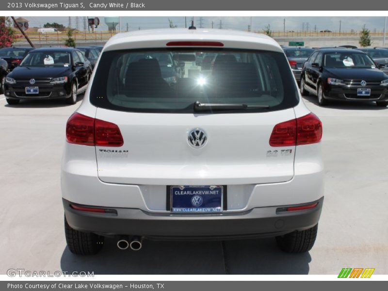 Candy White / Black 2013 Volkswagen Tiguan S