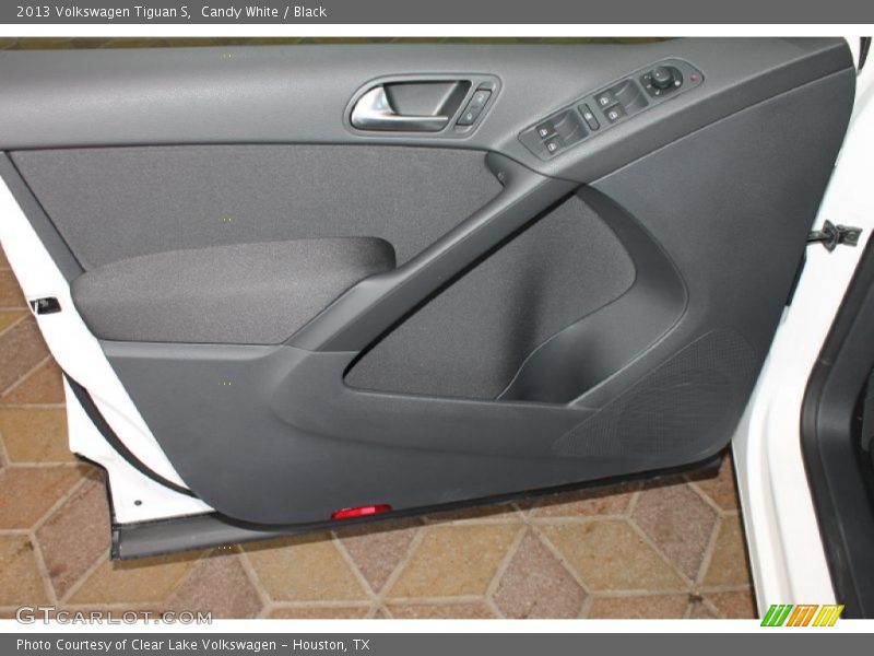 Candy White / Black 2013 Volkswagen Tiguan S