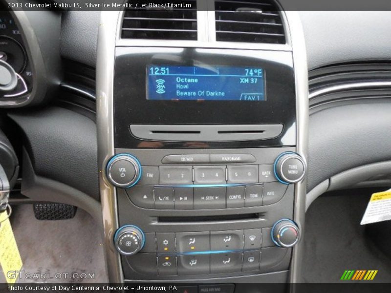 Silver Ice Metallic / Jet Black/Titanium 2013 Chevrolet Malibu LS