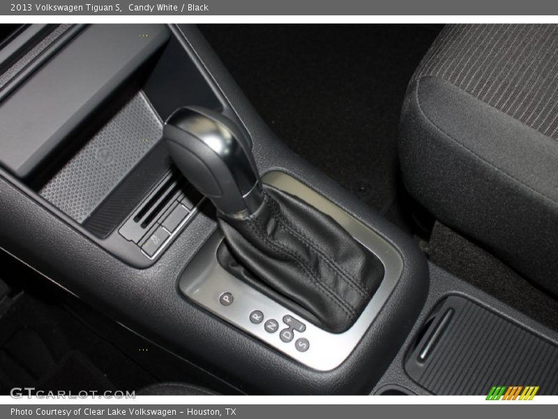 Candy White / Black 2013 Volkswagen Tiguan S