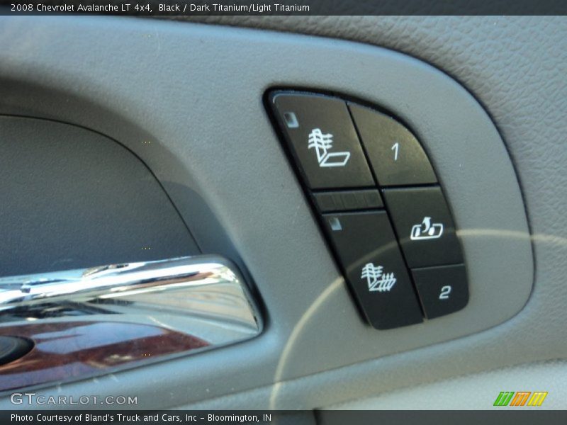 Black / Dark Titanium/Light Titanium 2008 Chevrolet Avalanche LT 4x4
