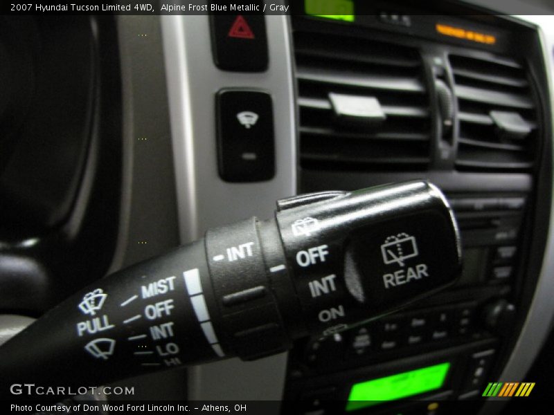Controls of 2007 Tucson Limited 4WD