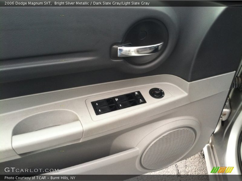Bright Silver Metallic / Dark Slate Gray/Light Slate Gray 2006 Dodge Magnum SXT