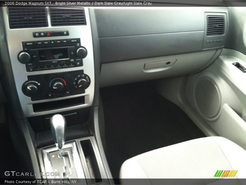 Bright Silver Metallic / Dark Slate Gray/Light Slate Gray 2006 Dodge Magnum SXT