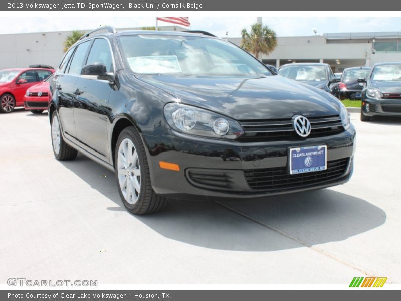 Black Uni / Cornsilk Beige 2013 Volkswagen Jetta TDI SportWagen