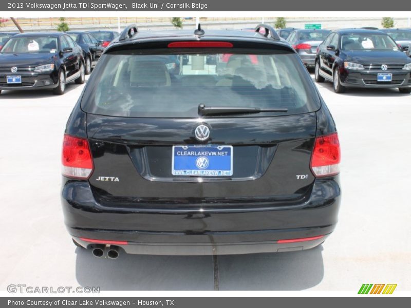 Black Uni / Cornsilk Beige 2013 Volkswagen Jetta TDI SportWagen