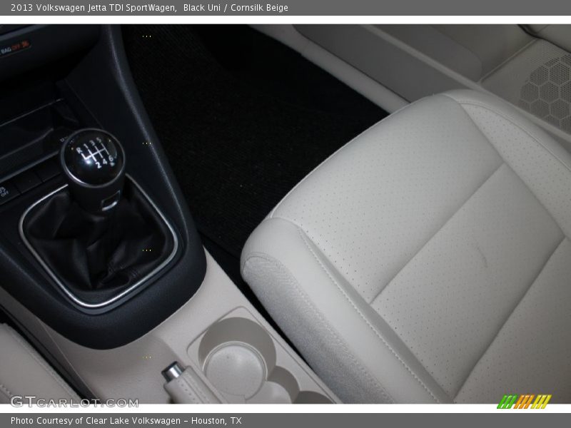 Black Uni / Cornsilk Beige 2013 Volkswagen Jetta TDI SportWagen