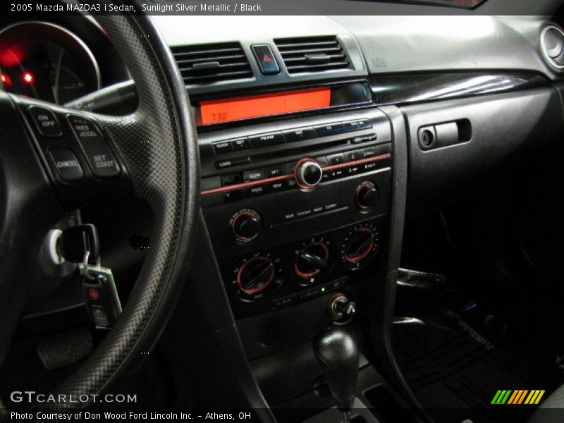 Sunlight Silver Metallic / Black 2005 Mazda MAZDA3 i Sedan