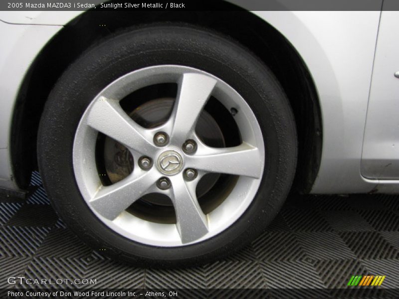 Sunlight Silver Metallic / Black 2005 Mazda MAZDA3 i Sedan