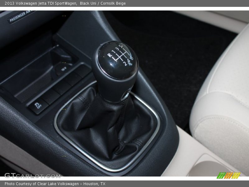 Black Uni / Cornsilk Beige 2013 Volkswagen Jetta TDI SportWagen