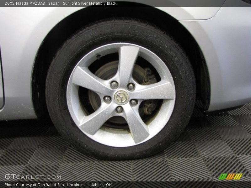 Sunlight Silver Metallic / Black 2005 Mazda MAZDA3 i Sedan