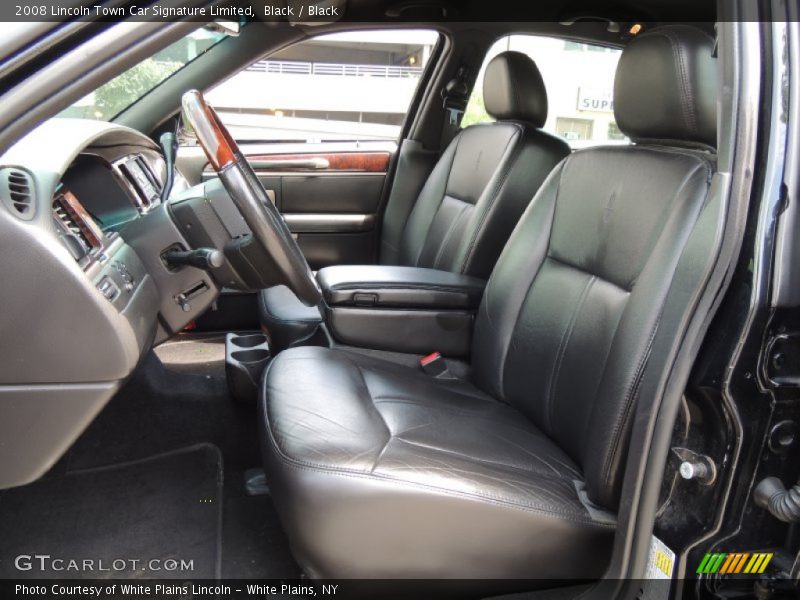 Front Seat of 2008 Town Car Signature Limited