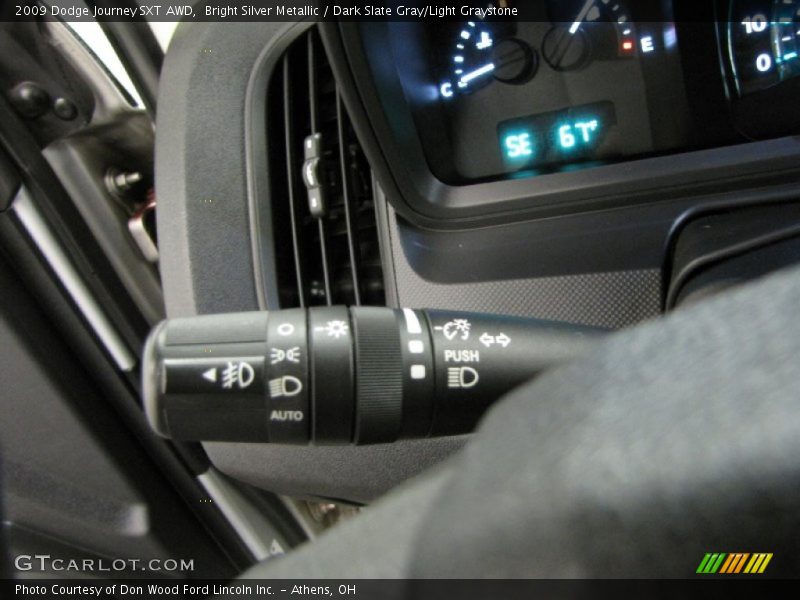 Bright Silver Metallic / Dark Slate Gray/Light Graystone 2009 Dodge Journey SXT AWD