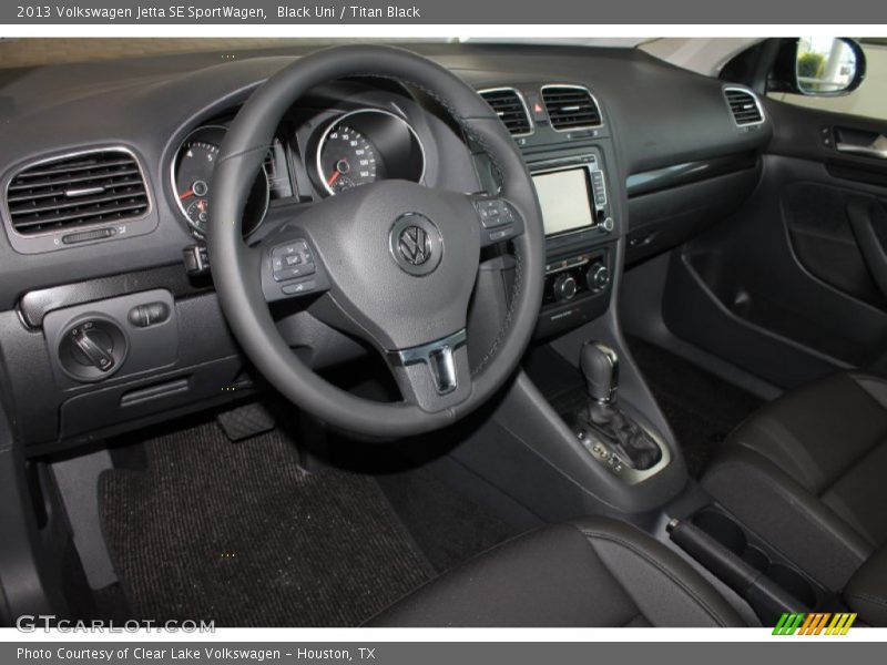 Black Uni / Titan Black 2013 Volkswagen Jetta SE SportWagen