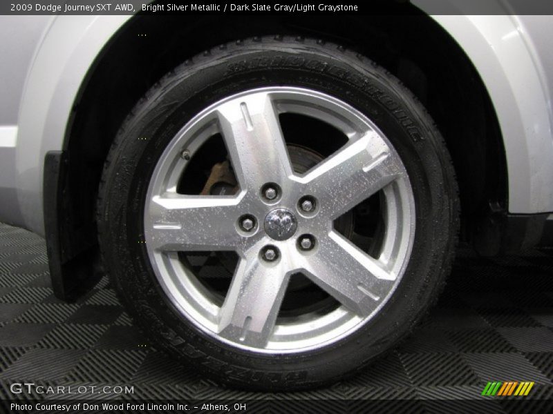 Bright Silver Metallic / Dark Slate Gray/Light Graystone 2009 Dodge Journey SXT AWD