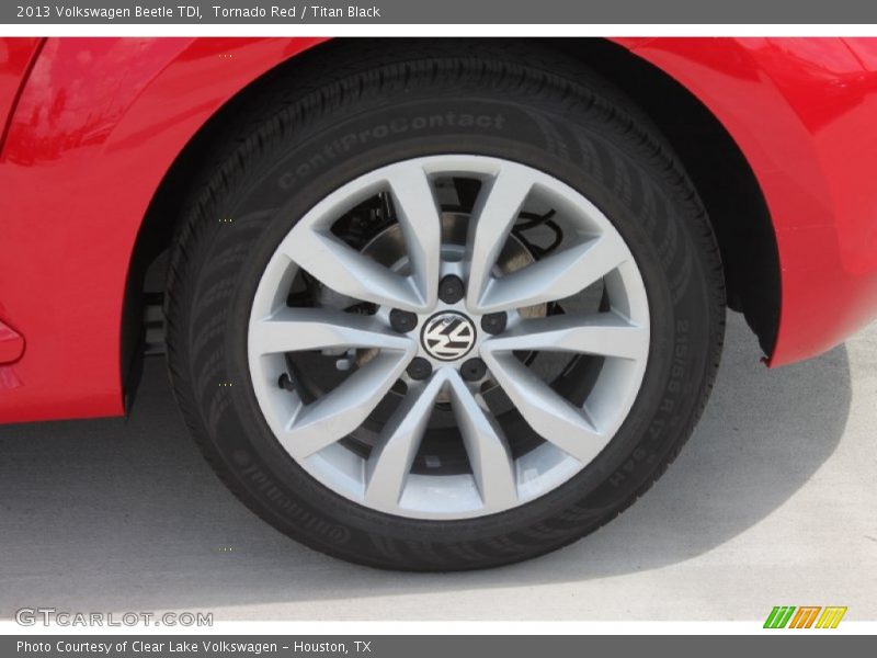 Tornado Red / Titan Black 2013 Volkswagen Beetle TDI