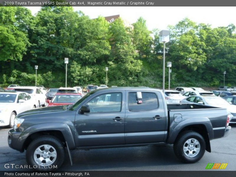 Magnetic Gray Metallic / Graphite Gray 2009 Toyota Tacoma V6 SR5 Double Cab 4x4