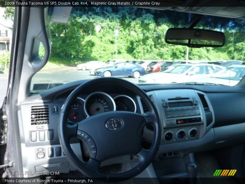 Magnetic Gray Metallic / Graphite Gray 2009 Toyota Tacoma V6 SR5 Double Cab 4x4