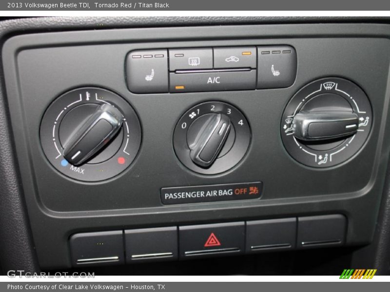Tornado Red / Titan Black 2013 Volkswagen Beetle TDI
