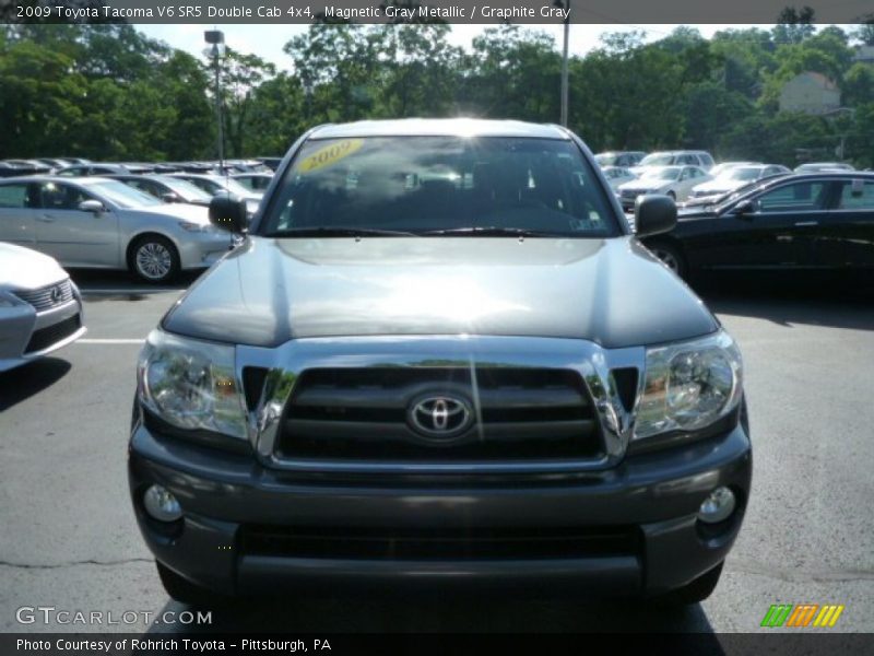 Magnetic Gray Metallic / Graphite Gray 2009 Toyota Tacoma V6 SR5 Double Cab 4x4
