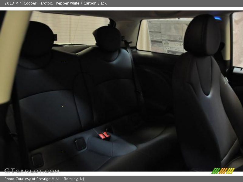 Pepper White / Carbon Black 2013 Mini Cooper Hardtop