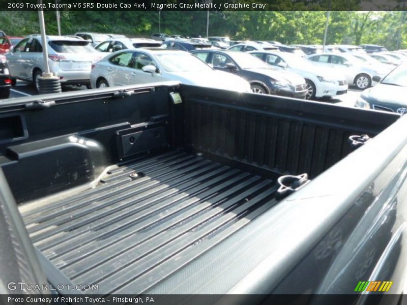 Magnetic Gray Metallic / Graphite Gray 2009 Toyota Tacoma V6 SR5 Double Cab 4x4