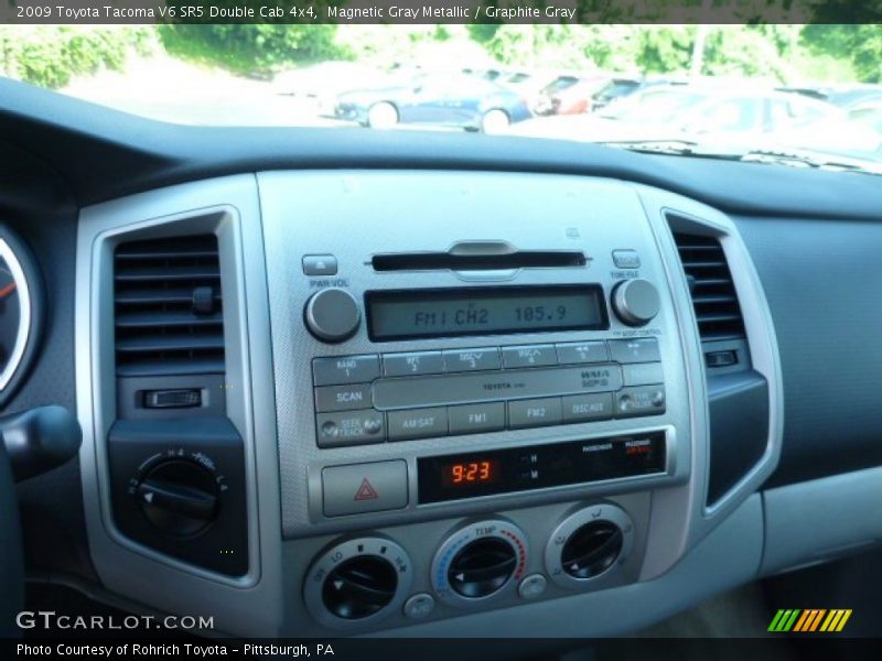 Magnetic Gray Metallic / Graphite Gray 2009 Toyota Tacoma V6 SR5 Double Cab 4x4