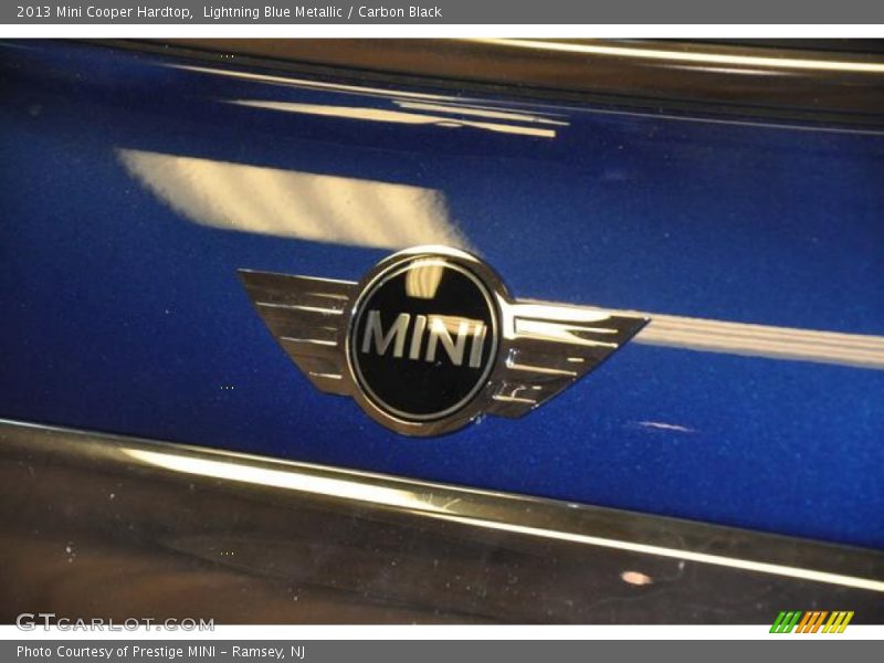 Lightning Blue Metallic / Carbon Black 2013 Mini Cooper Hardtop