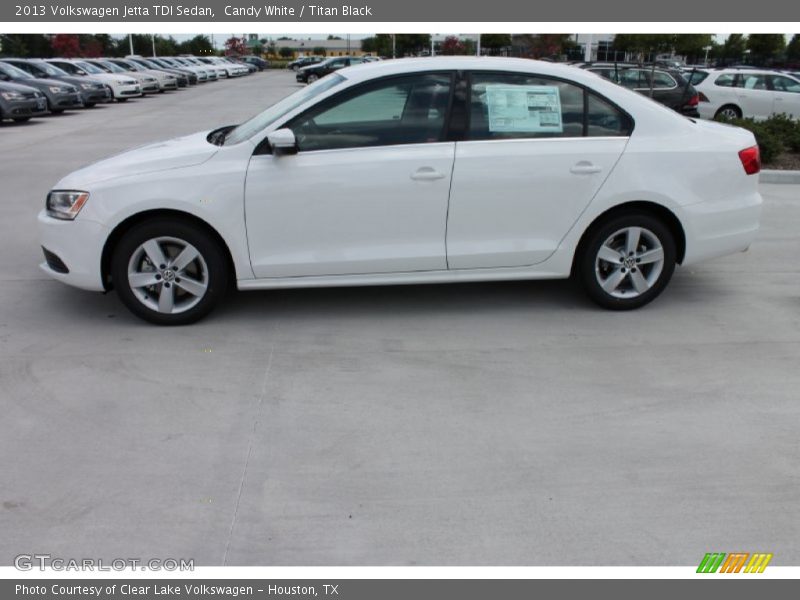 Candy White / Titan Black 2013 Volkswagen Jetta TDI Sedan