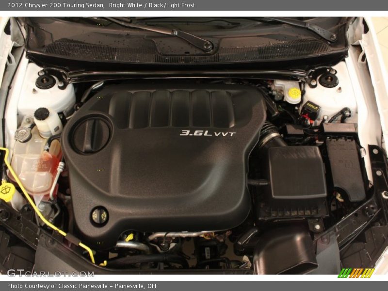 Bright White / Black/Light Frost 2012 Chrysler 200 Touring Sedan