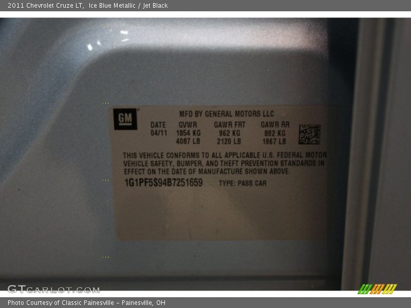 Ice Blue Metallic / Jet Black 2011 Chevrolet Cruze LT