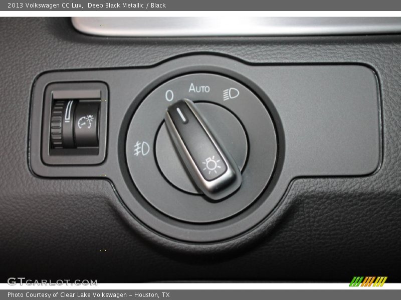 Deep Black Metallic / Black 2013 Volkswagen CC Lux