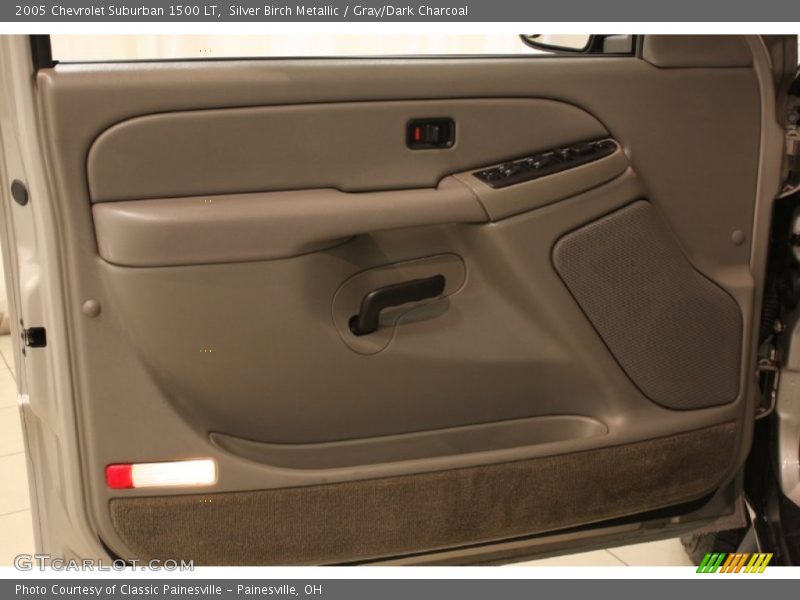 Silver Birch Metallic / Gray/Dark Charcoal 2005 Chevrolet Suburban 1500 LT